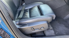 Volvo Xc40 2.0 B4P Plus Dark 5dr AWD Auto Petrol Estate